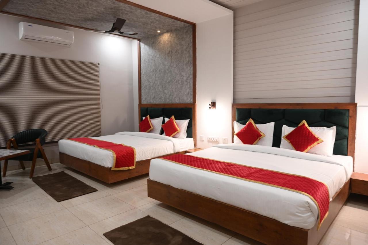 Hotel Singla Residency Kangra Dış mekan fotoğraf