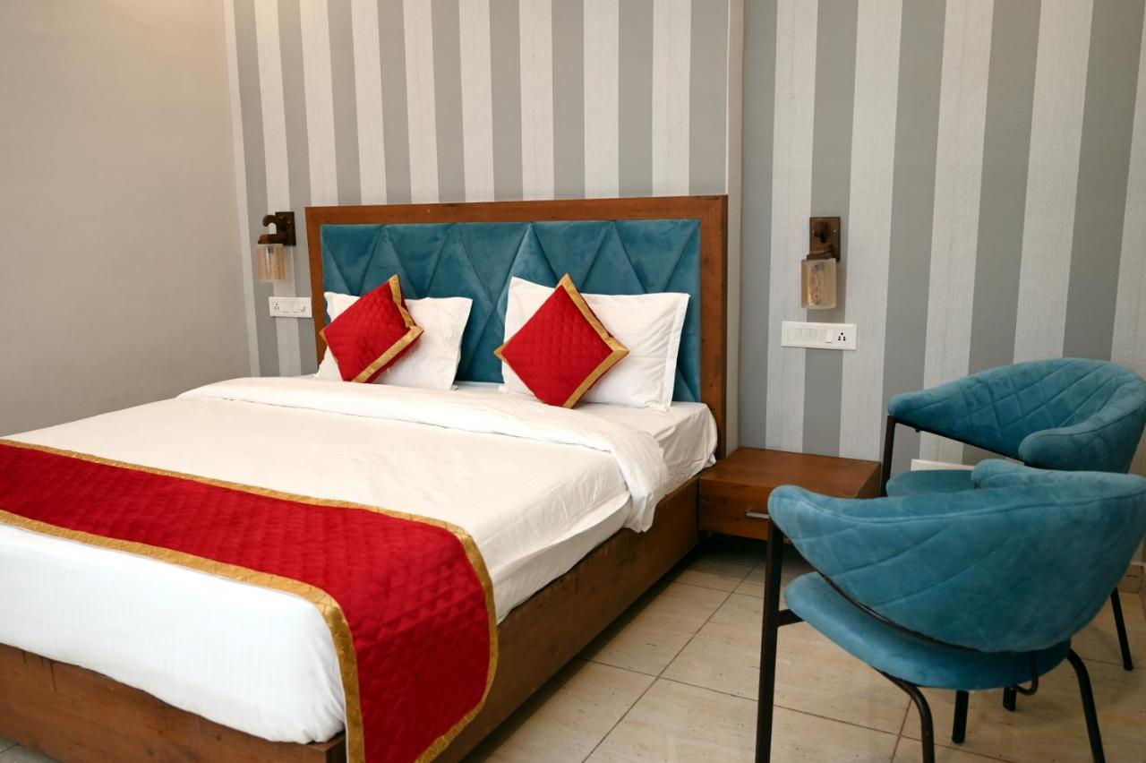 Hotel Singla Residency Kangra Dış mekan fotoğraf