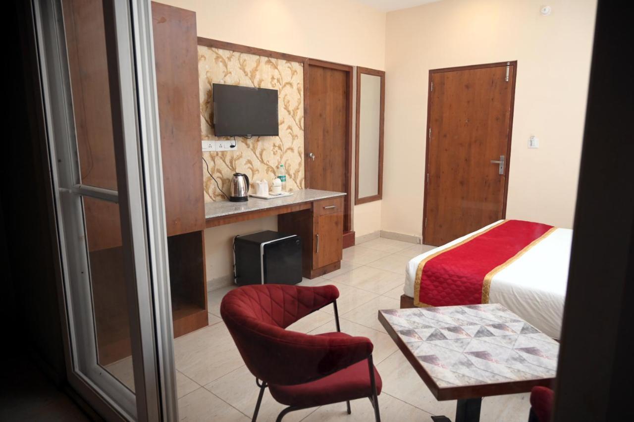 Hotel Singla Residency Kangra Dış mekan fotoğraf
