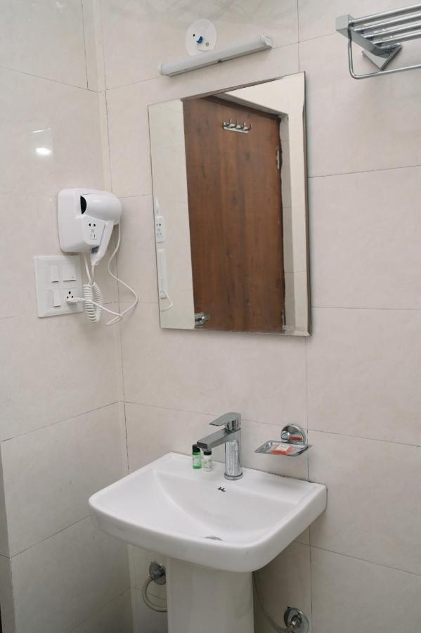 Hotel Singla Residency Kangra Dış mekan fotoğraf